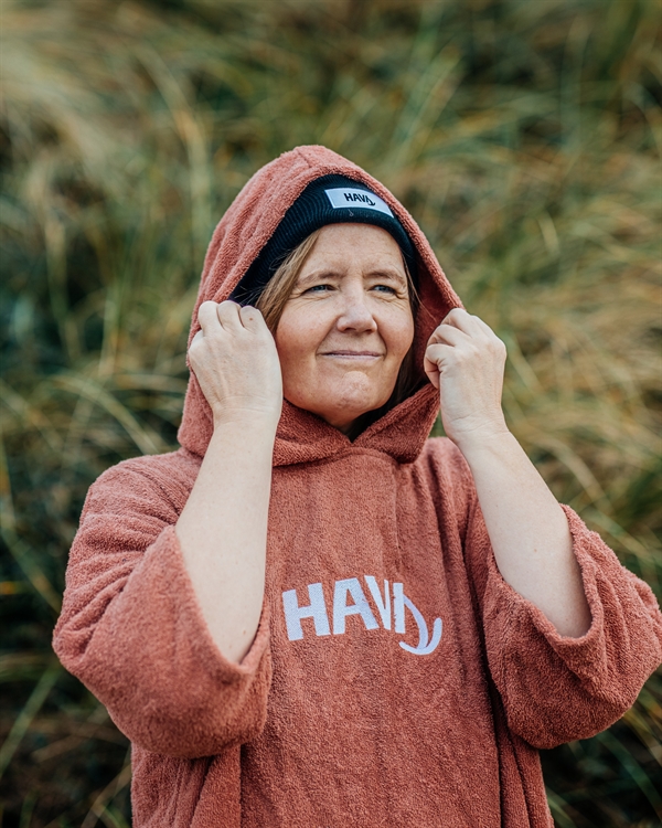 HAVS Poncho Towel - Dusty Red